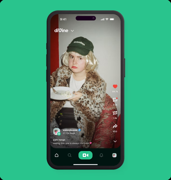 Showcase of Divine app